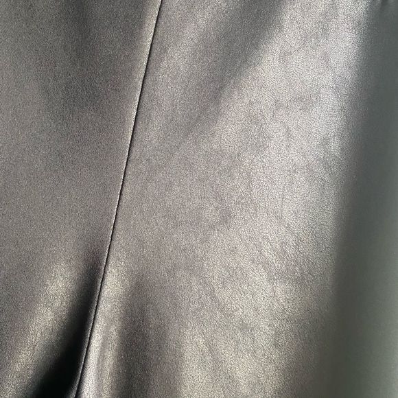 Ava & VIV 4X “leather” distressed pattern leggings - Picture 2 of 3